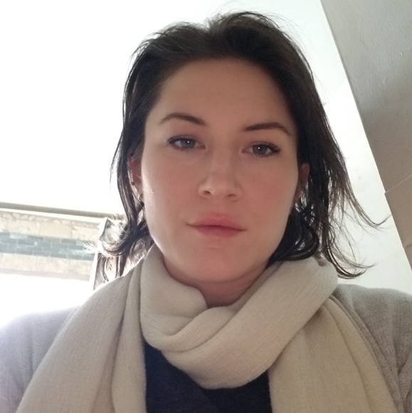 Meet your Posher, Elaina - Picture 1 of 1